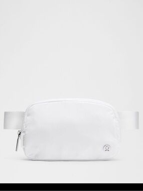 Lululemon Everywhere Belt Bag white